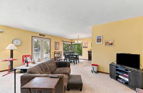 305 E 24th Ave, Spokane, WA 99203