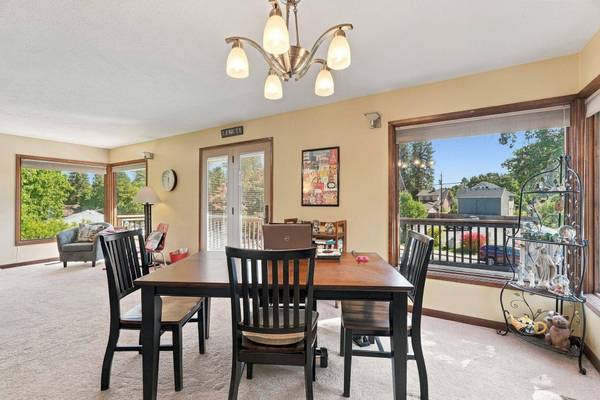305 E 24th Ave, Spokane, WA 99203