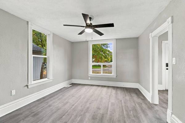 1928 E Sharp Ave, Spokane, WA 99202