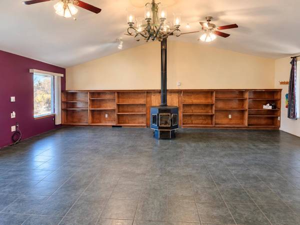 1873 N Sprague Lake Resort Rd, Sprague, WA 99032