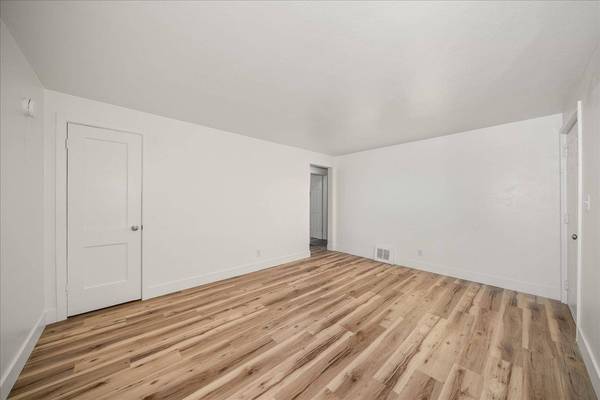 2504 W Wellesley Ave, Spokane, WA 99205