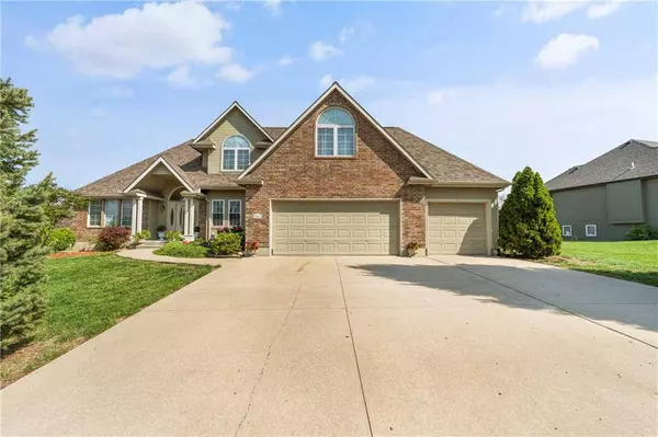 2614 Duncan ST, Harrisonville, MO 64701