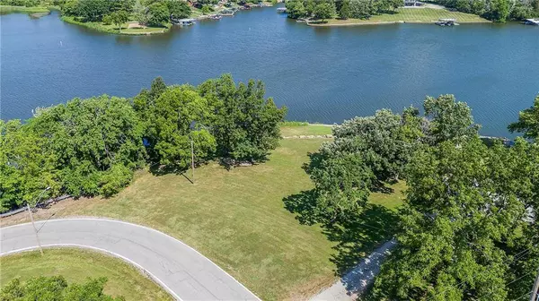 1948 NE Todd George RD, Lee's Summit, MO 64086