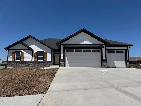 2344 NE Colonnade AVE, Blue Springs, MO 64029