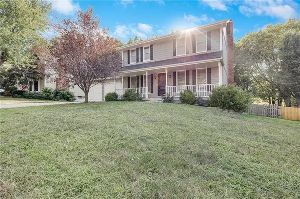 7824 N Park AVE, Kansas City, MO 64118