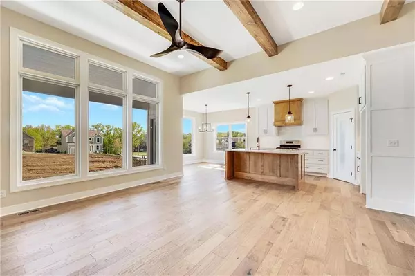 1202 Morgan DR, Pleasant Hill, MO 64080