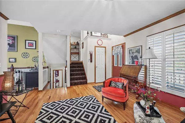 3021 S Argonne CT, Blue Springs, MO 64015