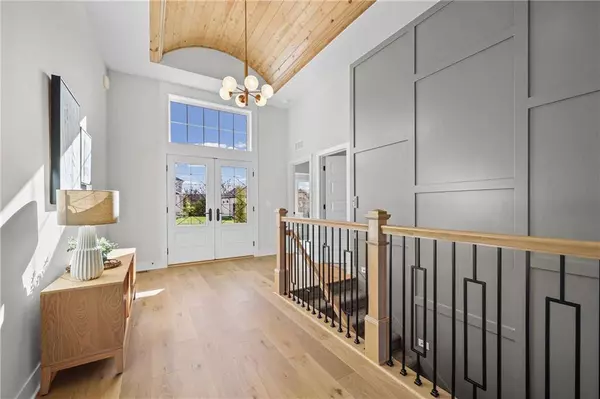 1616 SW 27th ST, Lee's Summit, MO 64082