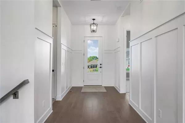 7920 SE Hoot Owl ST, Blue Springs, MO 64014