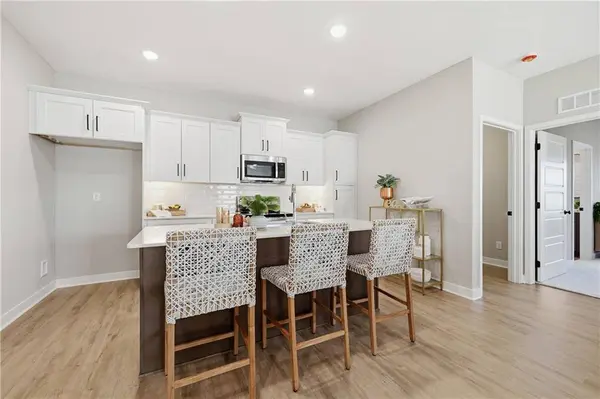 15560 E 47th TER, Kansas City, MO 64136