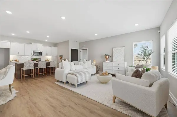 15560 E 47th TER, Kansas City, MO 64136