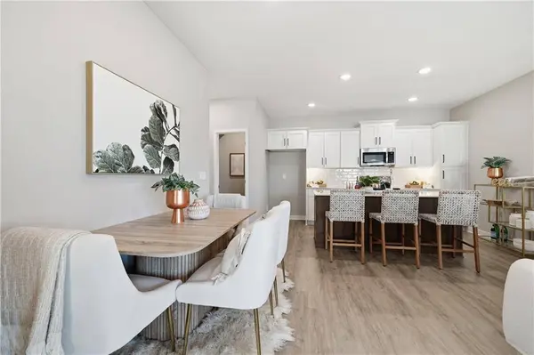 15560 E 47th TER, Kansas City, MO 64136