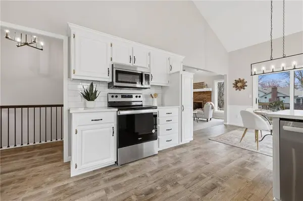 1508 SE Long PL, Lee's Summit, MO 64063