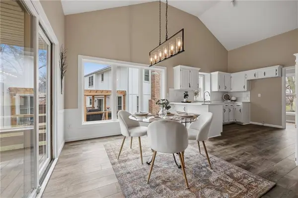 1508 SE Long PL, Lee's Summit, MO 64063