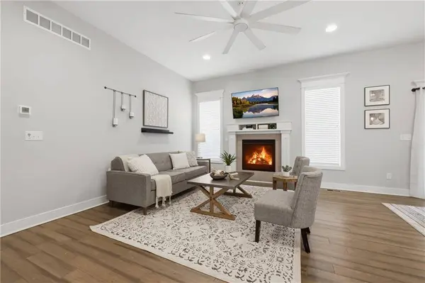 8735 W Longview Pkwy, Kansas City, MO 64138