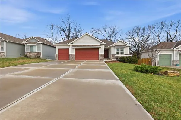 8735 W Longview Pkwy, Kansas City, MO 64138