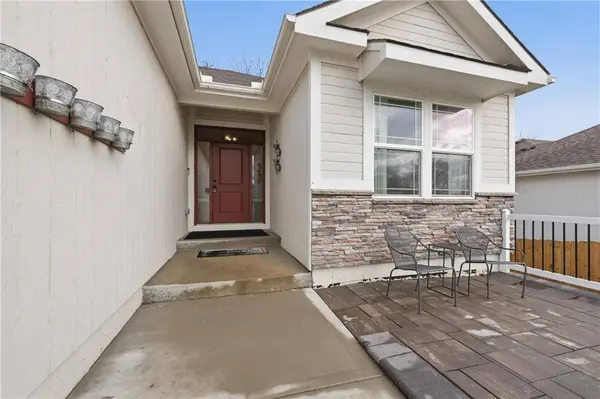 8735 W Longview Pkwy, Kansas City, MO 64138