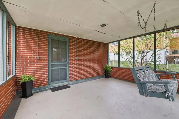 16314 E Pacific AVE, Independence, MO 64050