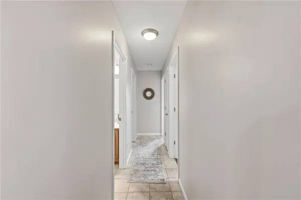 1019 Christie LN, Grain Valley, MO 64029