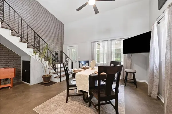 1415 W 25th ST, Independence, MO 64052