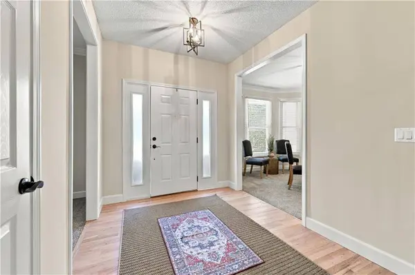 8517 W 145th TER, Overland Park, KS 66223