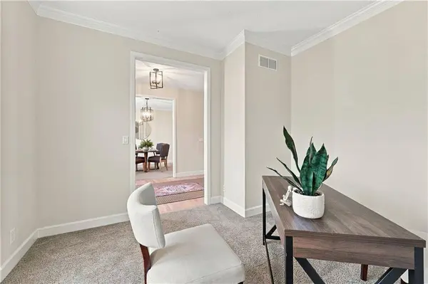 8517 W 145th TER, Overland Park, KS 66223