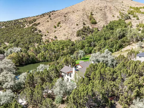 1420 CEDAR LAKE RD, Pocatello, ID 83204