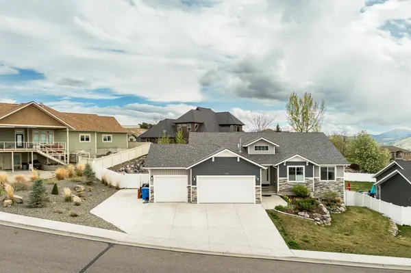 2381 Siena Dr, Pocatello, ID 83201