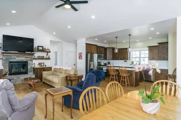 11835 Devonshire Dr, Pocatello, ID 83202