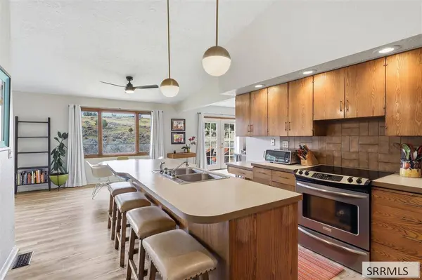 1090 Cahina Way, Pocatello, ID 83204