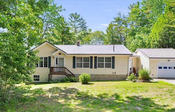 95 The Woods RD, Union, ME 04862