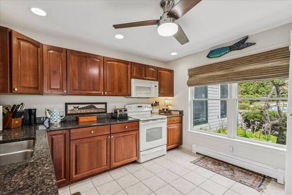 45 Harbor View DR #45, Stockton Springs, ME 04981