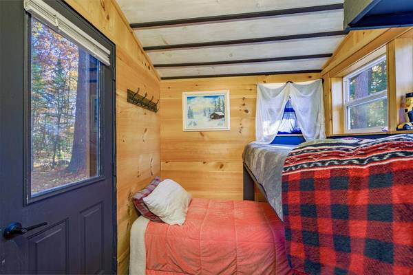 301 Bushey Shore RD, Palermo, ME 04354