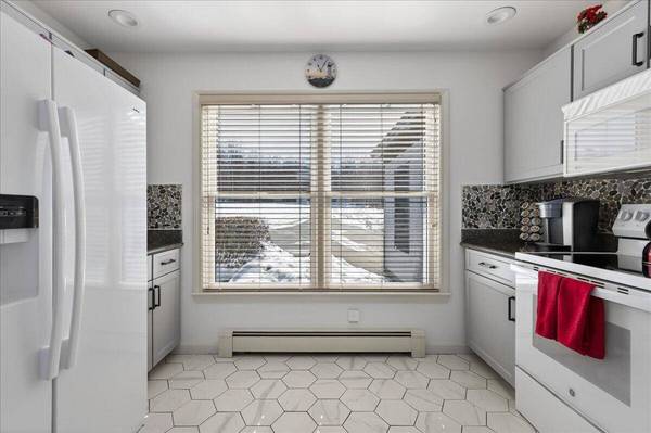 58 Harbor View DR #58, Stockton Springs, ME 04981