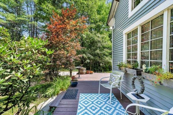 375 Swan Lake AVE, Monroe, ME 04951