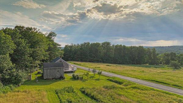 370 Carroll RD
