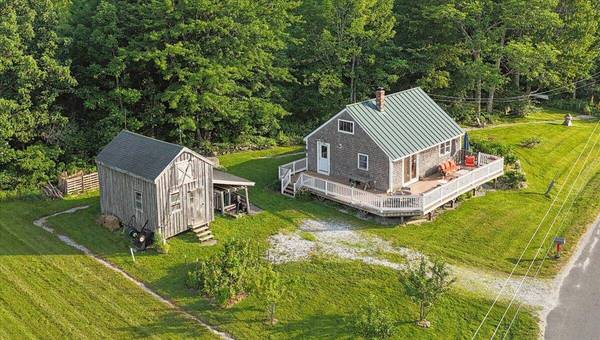 370 Carroll RD, Union, ME 04862
