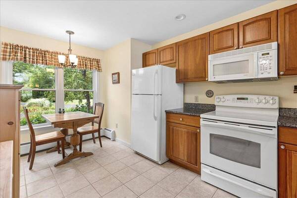 6 Spinnaker LN #6, Stockton Springs, ME 04981