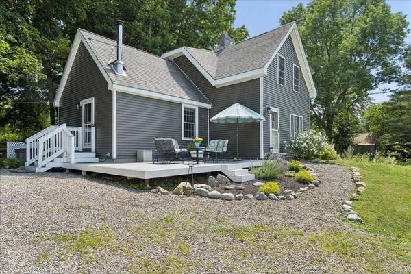 41 Pine ST, Bucksport, ME 04416