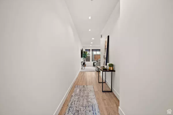 3867 S LEMMON LN, Millcreek, UT 84124