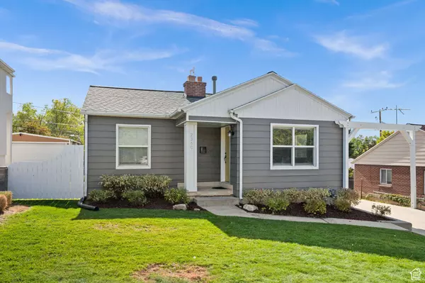 2360 E KENSINGTON AVE, Salt Lake City, UT 84108