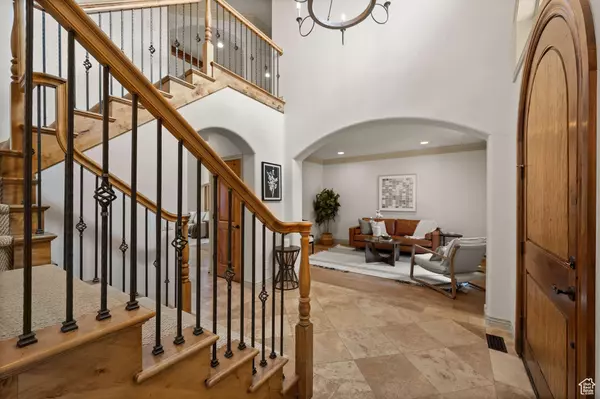 1161 WOODCREST LN, North Salt Lake, UT 84054