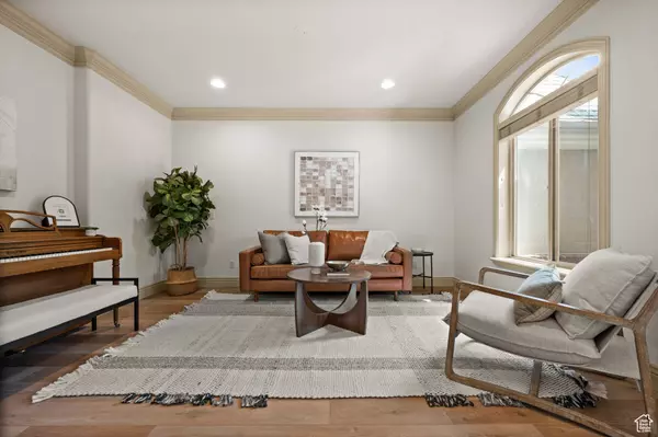 1161 WOODCREST LN, North Salt Lake, UT 84054