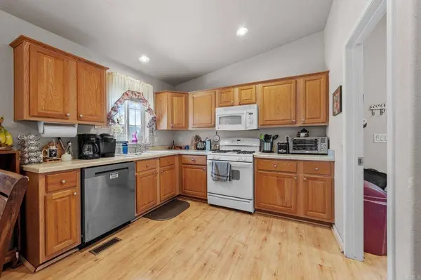 22002 Lyons Valley RD, Alpine, CA 91901