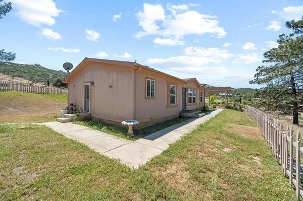 22002 Lyons Valley RD, Alpine, CA 91901