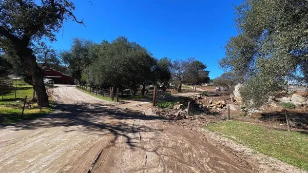 22002 Lyons Valley RD, Alpine, CA 91901