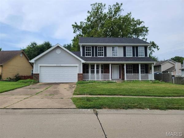 2932 Sherwood DR, Florissant, MO 63031