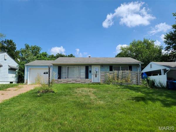 10020 Dellridge LN, St Louis, MO 63136