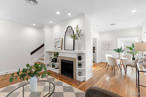 9110 Lawn AVE, St Louis, MO 63144