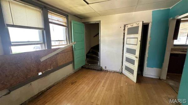 2205 E 24th ST, Granite City, IL 62040